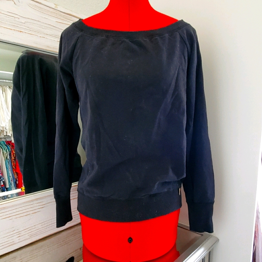 MET black top size small